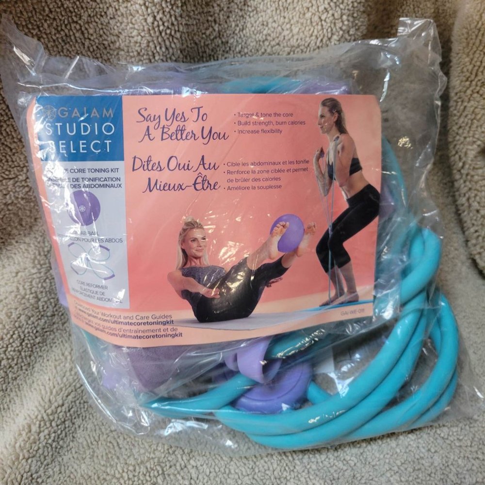 GAIAM Studio Select Ultimate Core Toning Kit (Mini Ab Ball, Reformer)